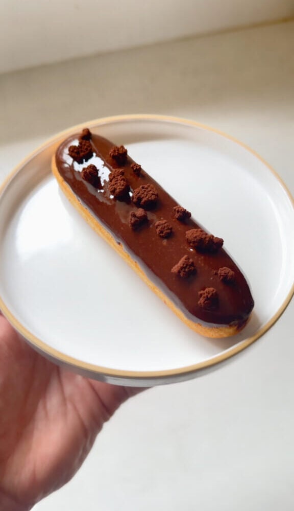 Chocolate Eclair – Matt Adlard