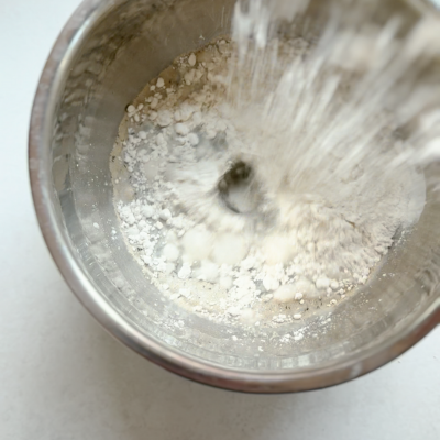 Mix poolish ingredients together