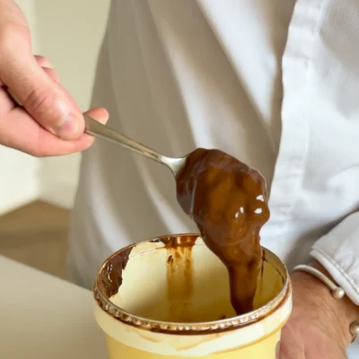 Pure hazelnut paste